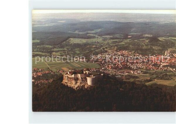 Neuffen Fliegeraufnahme mit Burg Hohenneuffen