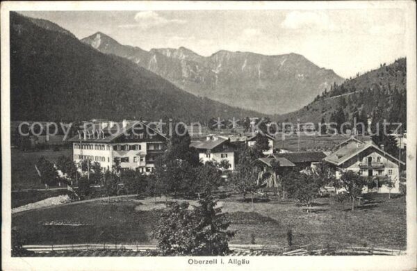 Oberzell Osterzell Gesamtansicht mit Alpenpanorama
