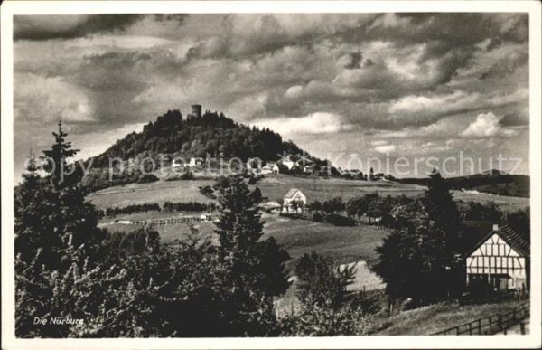 Nuerburg Blick zur Burg