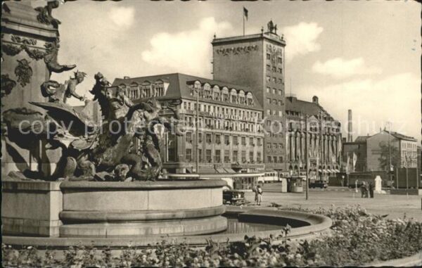 Leipzig Karl Marx Platz Hochhaus Mendebrunnen M