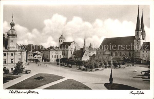 Altoetting Kapellplatz Kirche Wallfahrtsort
