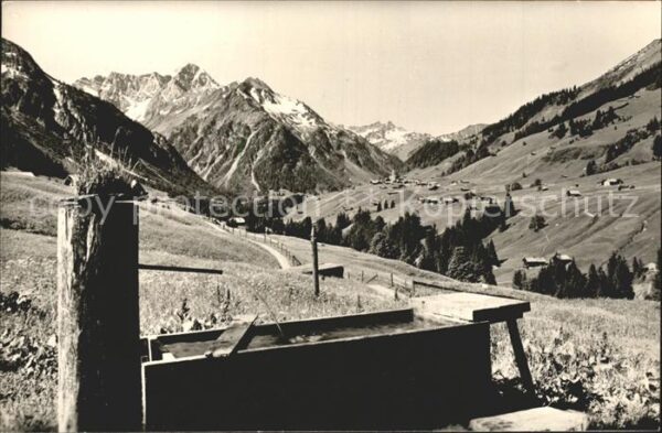 Mittelberg Kleinwalsertal Widderstein Brunnen