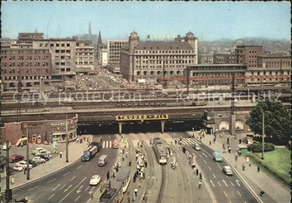 Essen Ruhr Freiheit mit Bahnhofsvorplatz