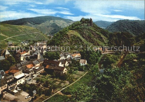 Altenahr mit Burg Aare
