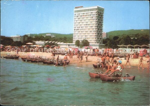 Slatni Pjasazi Hotel International Strand Tretboot