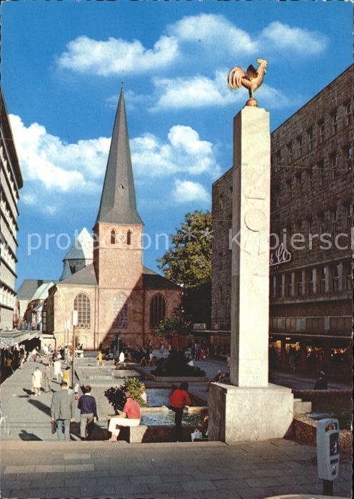 Essen Ruhr Kurienplatz Wachsame Hähnchen Wahrzeich