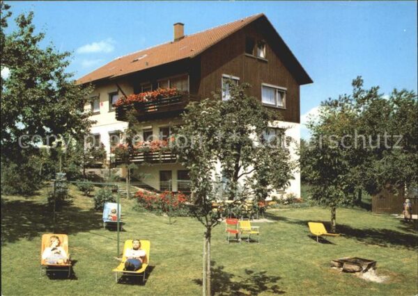 Meistern Haus Kübler Pension Garten Liegewiese