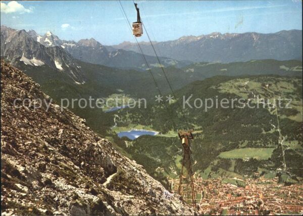Mittenwald Karwendel Tirol mit Lauter- und Ferchensee Karwendelbah