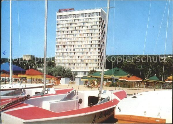 Zlatni Piassatzi Hotel International