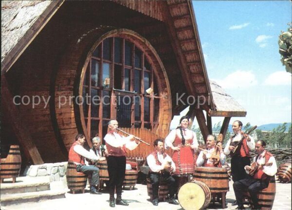 Slantschev Brjag Restaurant Batschwata Musikinstrument