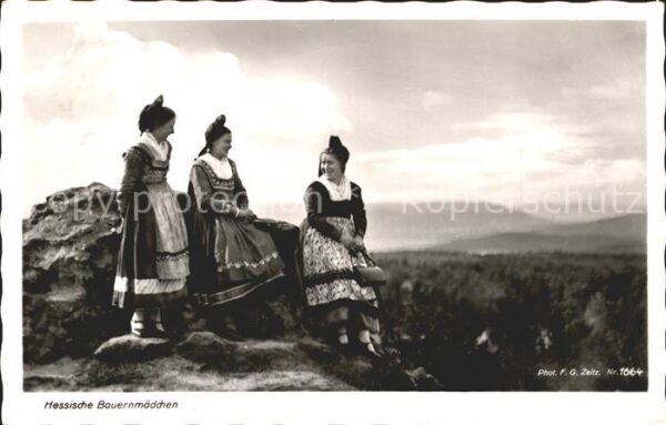 Trachten Hessen Bauernmädchen Foto-F.G.-Zeitz-Nr. 1664