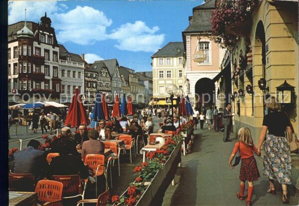 Trier Am Hauptmarkt Strassencafe