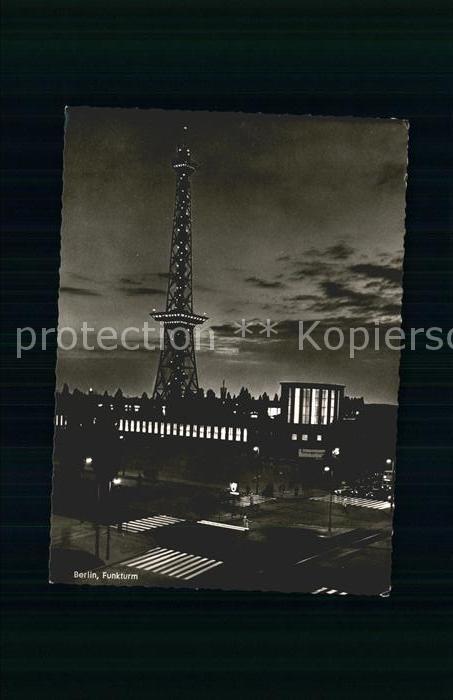Berlin Funkturm bei Nacht