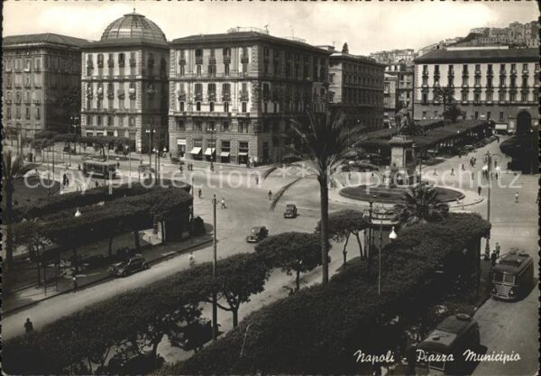 Napoli Neapel Piazza Municipio Monumento