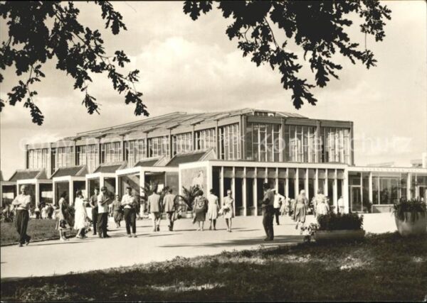 Berlin Alfred Brehm Haus im Tierpark