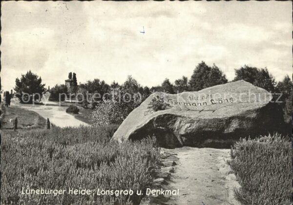 Fallingbostel Lönsgrab und Denkmal Lüneburger Heide