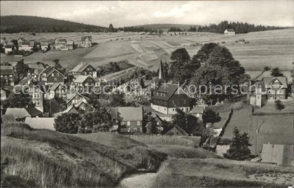Heubach Thueringen Ortsansicht mit Kirche