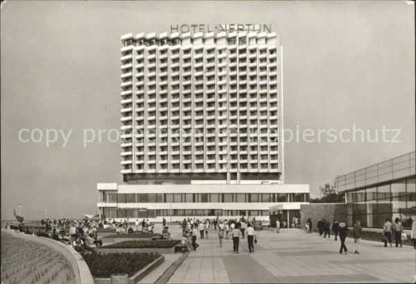 Warnemuende Ostseebad Hotel Neptun Meeresbrandungsbad
