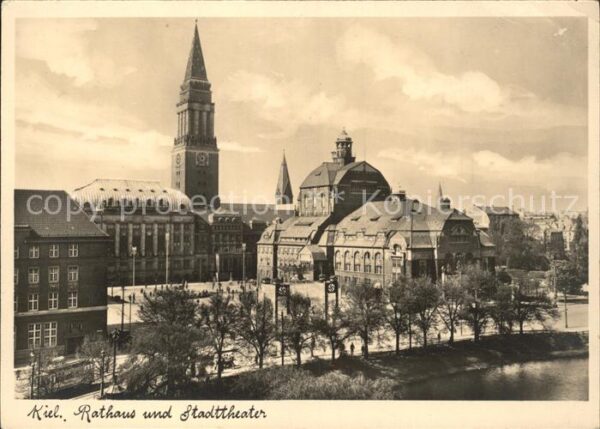 Kiel Rathaus und Stadttheater