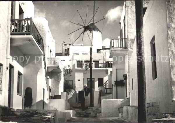 Mykonos Kykladeninsel Aegaeis Strassenpartie