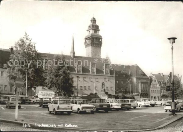 Zeitz Friedensplatz mit Rathaus