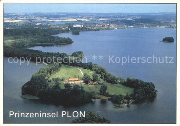 Ploen See Prinzeninsel Seenlandschaft Holsteinisc