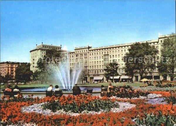 Magdeburg Wilhelm Pieck Allee Wasserspiele Blumen