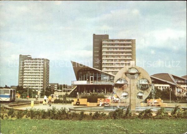 Rostock Brunnen Hochhäuser