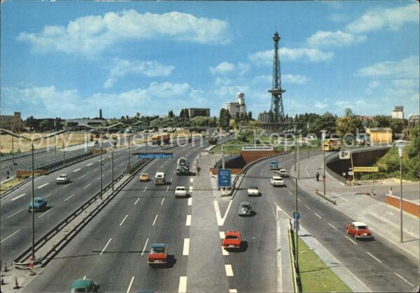 Berlin Stadtautobahn Funkturm