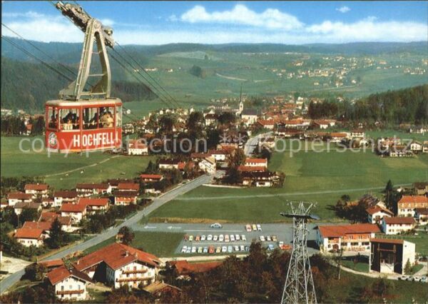 Bergen Chiemgau mit Hochfelln Seilbahn und Bayerische A