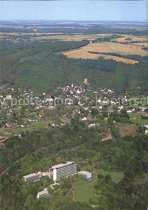 Manderscheid Eifel Fliegeraufnahme mit Eiffelsanatorium
