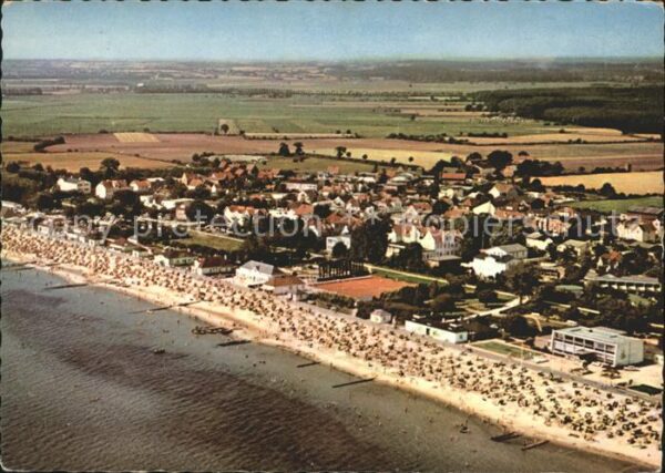 Kellenhusen Ostseebad Fliegeraufnahme mit Strand