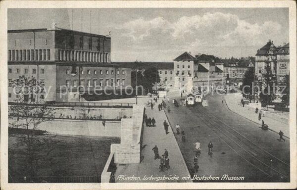 Muenchen Ludwigsbrücke mit Deutschem Museum