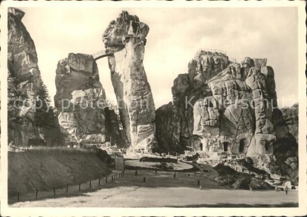Teutoburgerwald Externsteine Vorderansicht