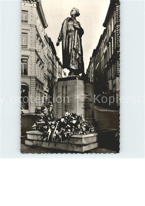 Bruxelles Bruessel Monument de Gabrielle Petit