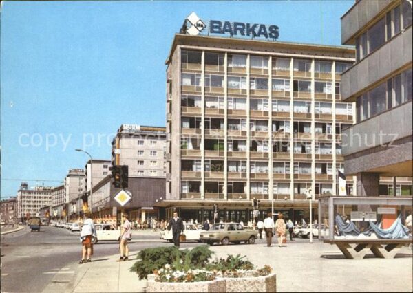 Karl-Marx-Stadt Strasse der Nationen