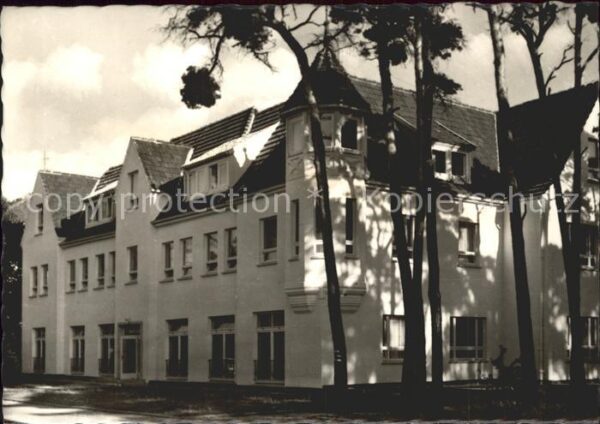Kuehlungsborn Ostseebad FDGB Erholungsheim Philipp Müller