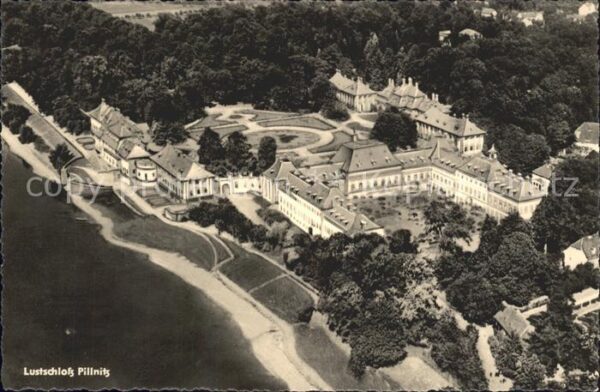 Pillnitz Schloss Fliegeraufnahme