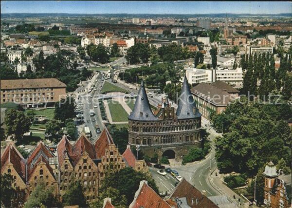 Luebeck Blick vom Aussichtsturm St Petri auf da