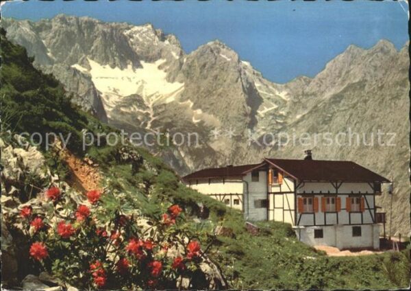 Hoellental Wetterstein Knappenhäuser mit Zugspitze Höllentalfe