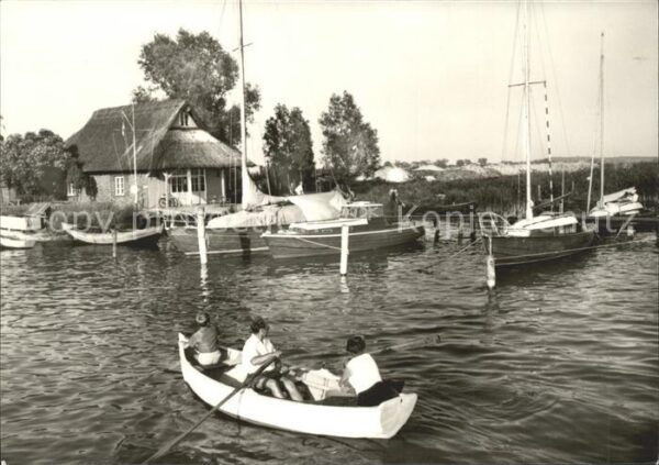 Zinnowitz Ostseebad Usedom Bootspartie am Achternwasser