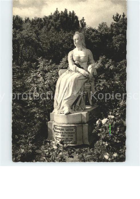 Bad Pyrmont Standbild im Kurpark am Goldfischteich
