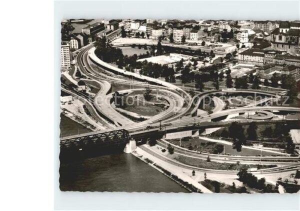 Mannheim Fliegeraufnahme Rheinbrücke