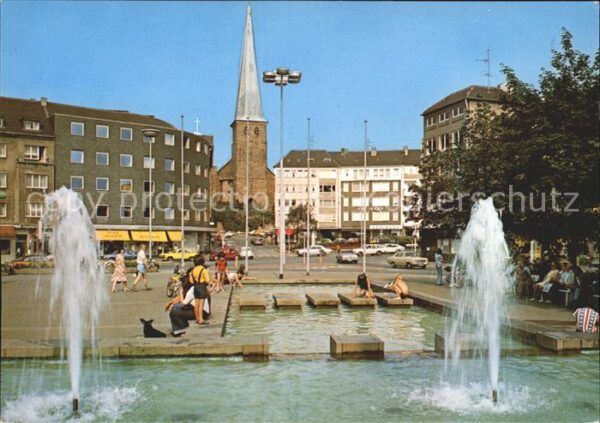 Muelheim Ruhr Berliner Platz Kirche Springbrunnen