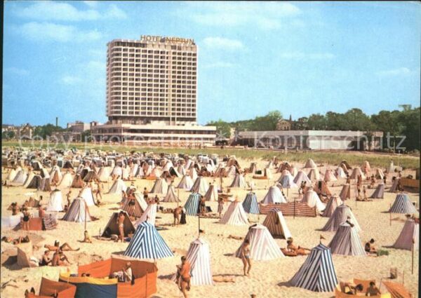 Warnemuende Ostseebad Hotel Neptun Strandleben