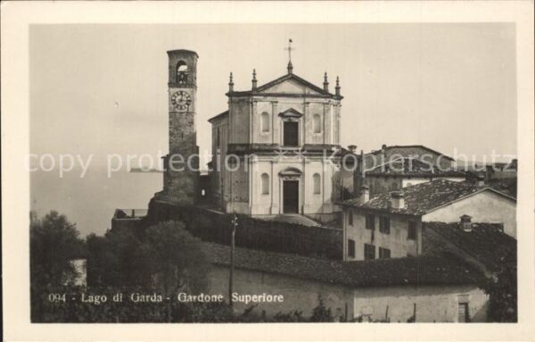 Gardone Garda Kirchenpartie
