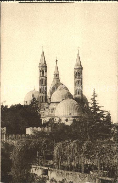Padova Chiesa del Santo veduta dall Villa Trev