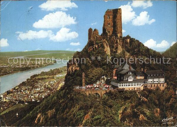 Koenigswinter Ruine Drachenfels und Rheintal