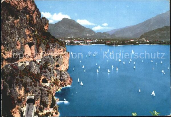 Lago di Garda Riva Gardastrasse