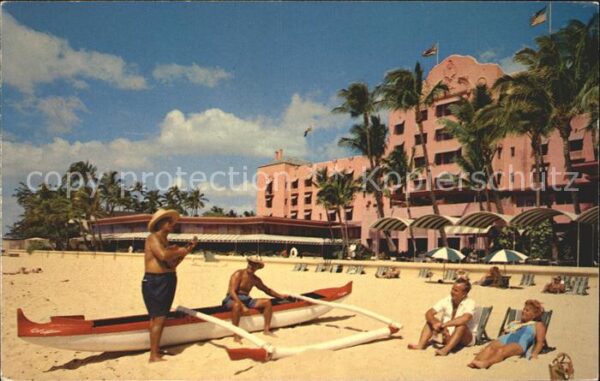 Waikiki Beach Royal Hawaiian Hotel